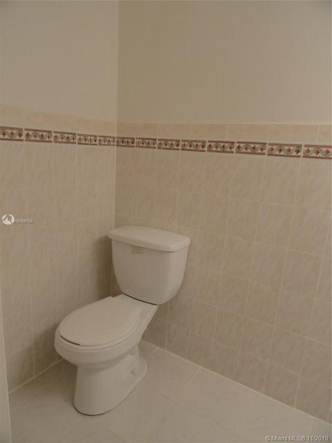 1900 W 68 St #G301, Hialeah, FL 33014 photo 11