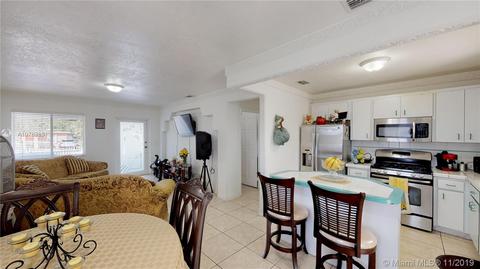 662 E 44th St, Hialeah, FL 33013 photo 4