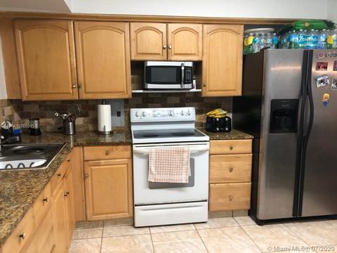 265 W 64th St, Hialeah, FL 33012 photo 5