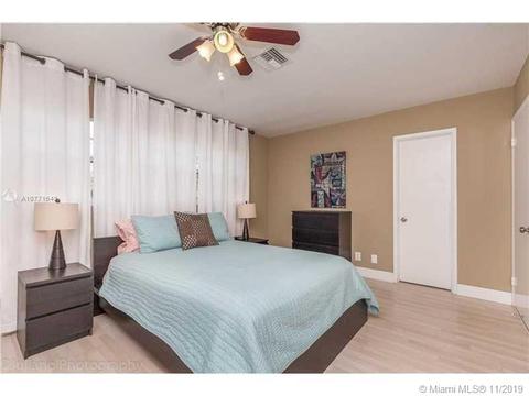3205 Dover Rd, Pompano Beach, FL 33062 photo 10