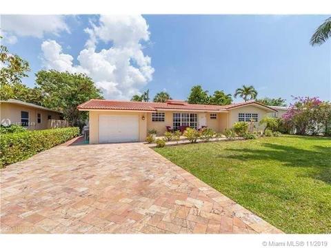 3205 Dover Rd, Pompano Beach, FL 33062 photo 1