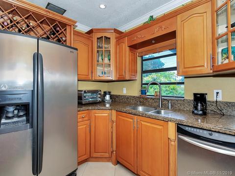 222 E 37th St, Hialeah, FL 33013 photo 13
