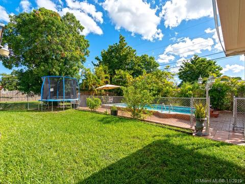 222 E 37th St, Hialeah, FL 33013 photo 24
