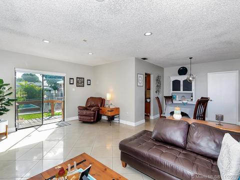 222 E 37th St, Hialeah, FL 33013 photo 10