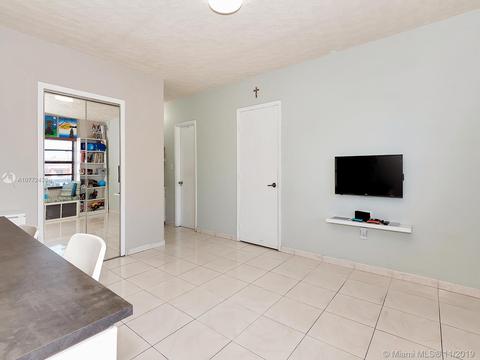 222 E 37th St, Hialeah, FL 33013 photo 29