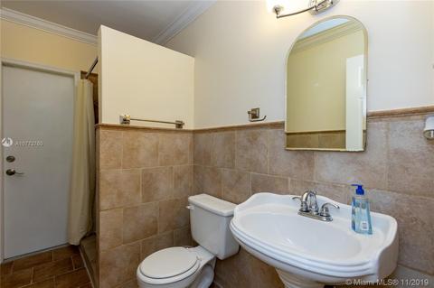 580 La Villa Dr, Miami Springs, FL 33166 photo 31
