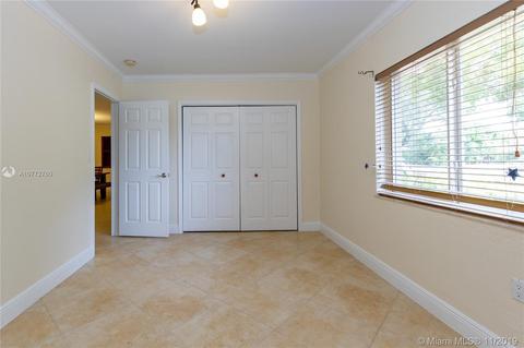 580 La Villa Dr, Miami Springs, FL 33166 photo 34