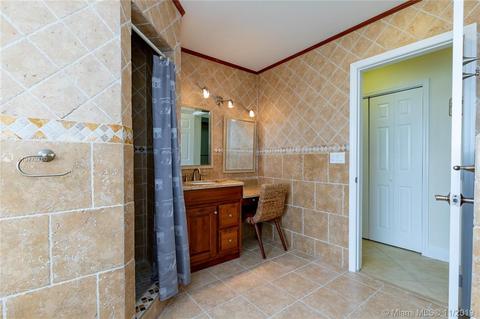 580 La Villa Dr, Miami Springs, FL 33166 photo 68