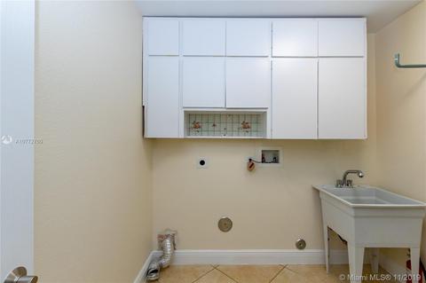 580 La Villa Dr, Miami Springs, FL 33166 photo 37