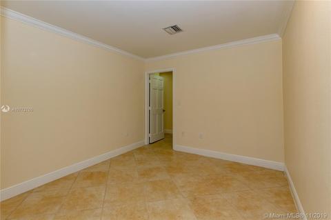 580 La Villa Dr, Miami Springs, FL 33166 photo 40