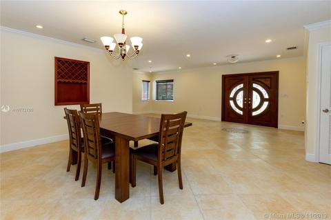 580 La Villa Dr, Miami Springs, FL 33166 photo 10