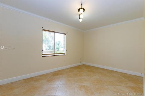 580 La Villa Dr, Miami Springs, FL 33166 photo 33