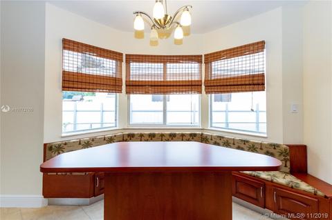 580 La Villa Dr, Miami Springs, FL 33166 photo 22