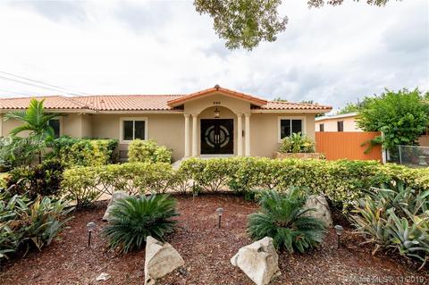580 La Villa Dr, Miami Springs, FL 33166 photo 3