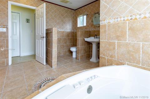 580 La Villa Dr, Miami Springs, FL 33166 photo 66