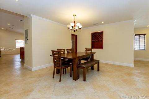 580 La Villa Dr, Miami Springs, FL 33166 photo 12