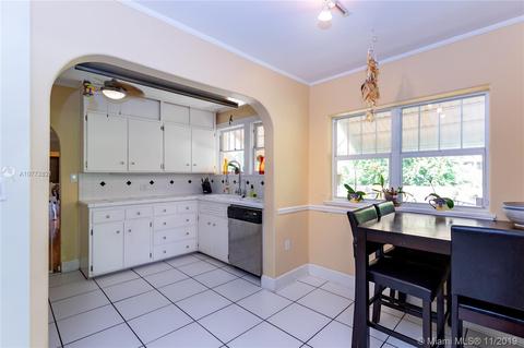 869 Pinecrest Dr, Miami Springs, FL 33166 photo 22