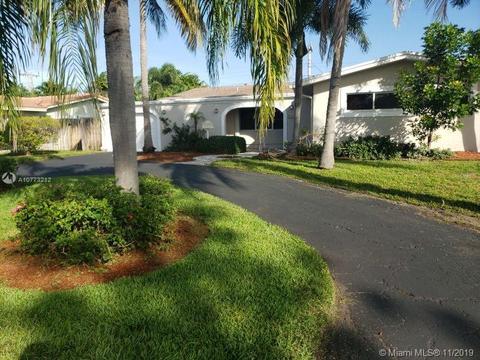 2761 NE 53rd St, Lighthouse Point, FL 33064 photo 1
