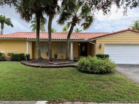 8410 Menteith Ter, Miami Lakes, FL 33016 photo 2