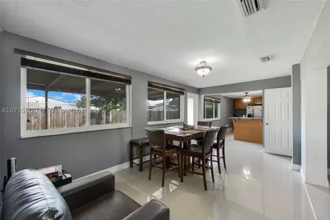861 E 33rd St, Hialeah, FL 33013 photo 13