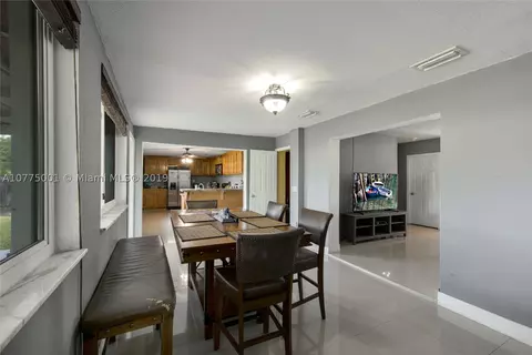 861 E 33rd St, Hialeah, FL 33013 photo 15
