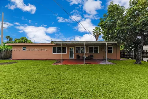861 E 33rd St, Hialeah, FL 33013 photo 5