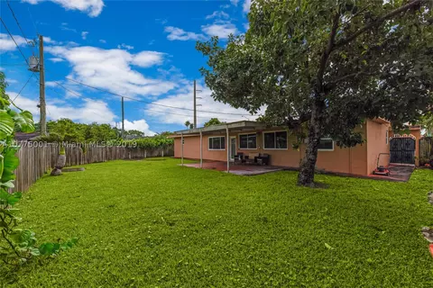 861 E 33rd St, Hialeah, FL 33013 photo 6
