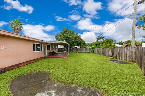 861 E 33rd St, Hialeah, FL 33013 photo 4