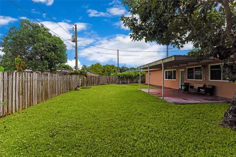 861 E 33rd St, Hialeah, FL 33013 photo 7