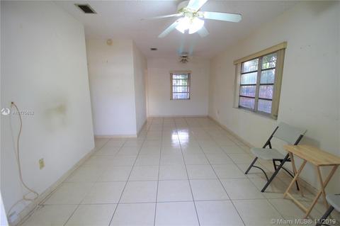 960 E 6th St, Hialeah, FL 33010 photo 9