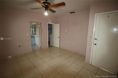 960 E 6th St, Hialeah, FL 33010 photo 16