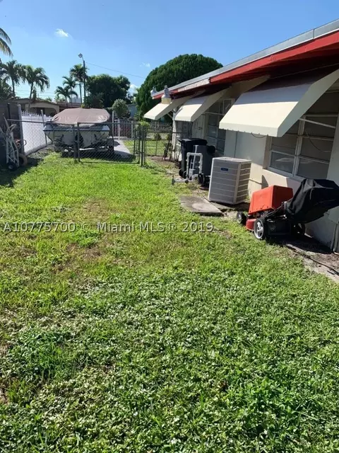 651 SE 3rd Pl, Hialeah, FL 33010 photo 20