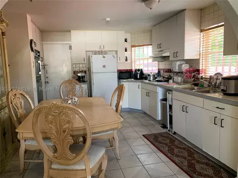 74 E 20th St, Hialeah, FL 33010 photo 11