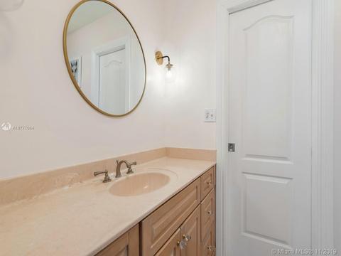 6910 Bottlebrush Dr, Miami Lakes, FL 33014 photo 14