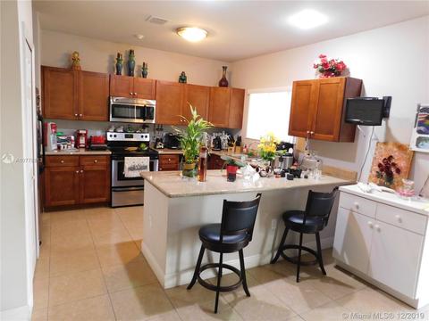 600 NE 1st Pl, Hialeah, FL 33010 photo 14