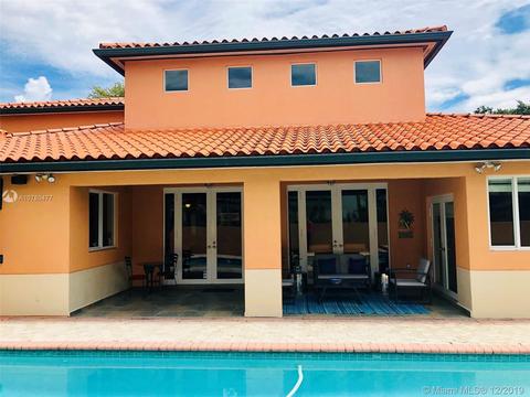 8564 NW 165th St, Miami Lakes, FL 33016 photo 5