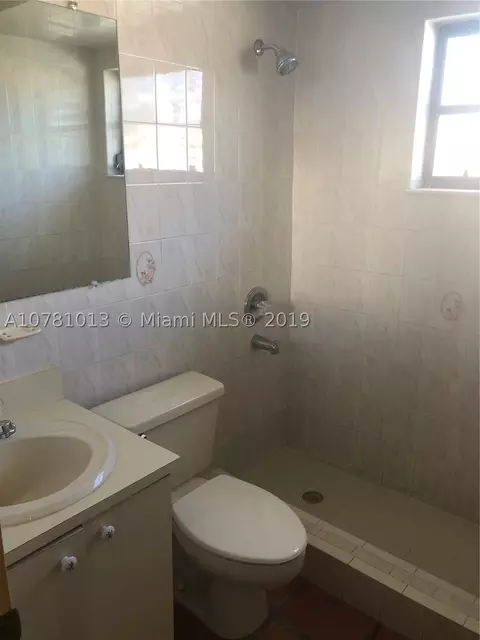 3420 E 8th Ln, Hialeah, FL 33013 photo 9