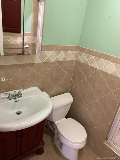 521 E 60th St, Hialeah, FL 33013 photo 8