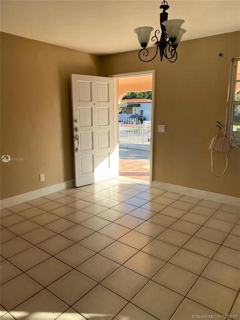 521 E 60th St, Hialeah, FL 33013 photo 7