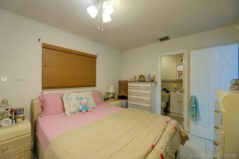 4792 NW 195th Ter, Miami Gardens, FL 33055 photo 7