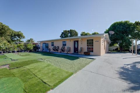 4792 NW 195th Ter, Miami Gardens, FL 33055 photo 4