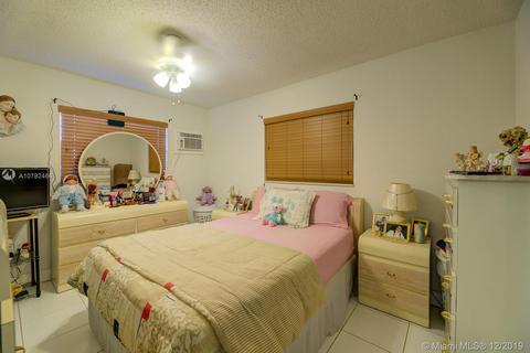 4792 NW 195th Ter, Miami Gardens, FL 33055 photo 6