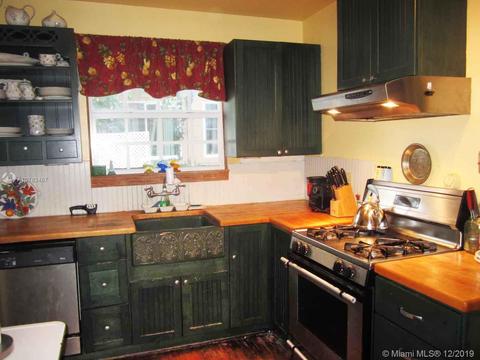 162 Pinecrest Dr, Miami Springs, FL 33166 photo 9