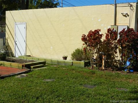 162 Pinecrest Dr, Miami Springs, FL 33166 photo 22