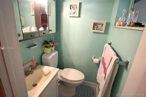 115 E 57th St, Hialeah, FL 33013 photo 12