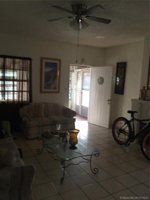 241 E 6th St, Hialeah, FL 33010 photo 6