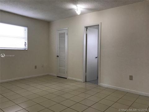 4666 W 6th Ave, Hialeah, FL 33012 photo 5