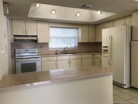 4666 W 6th Ave, Hialeah, FL 33012 photo 4