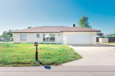 4800 18th C S, Naples, FL 34116 photo 2