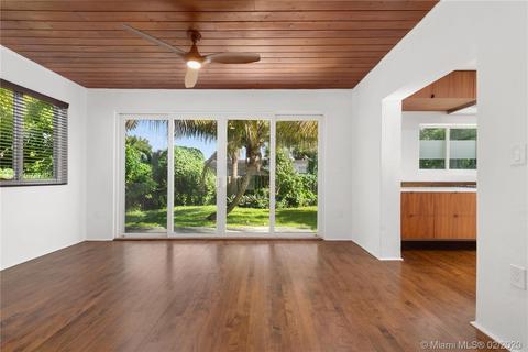 8911 Hawthorne Ave, Surfside, FL 33154 photo 7